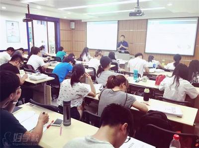 以專業(yè)咨詢驅(qū)動學(xué)習(xí)規(guī)劃——廈門美升教育培訓(xùn)中心服務(wù)風(fēng)采